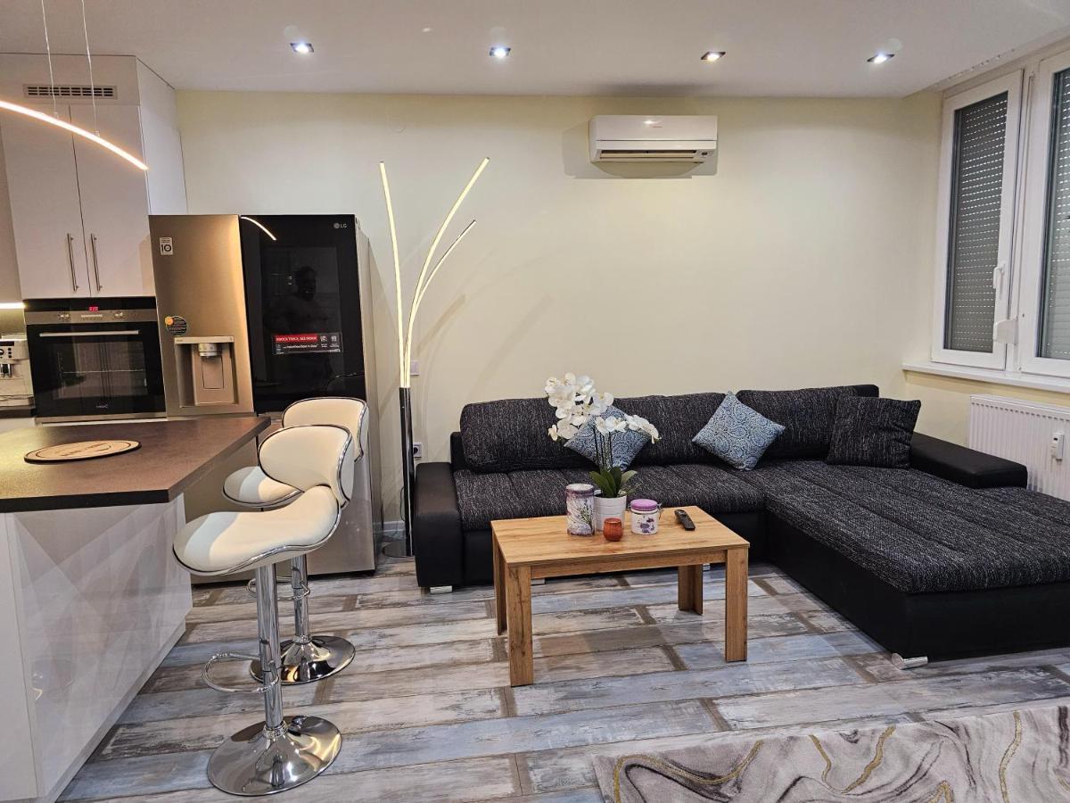 Salgótarján Urban Loft 아파트 외부 사진